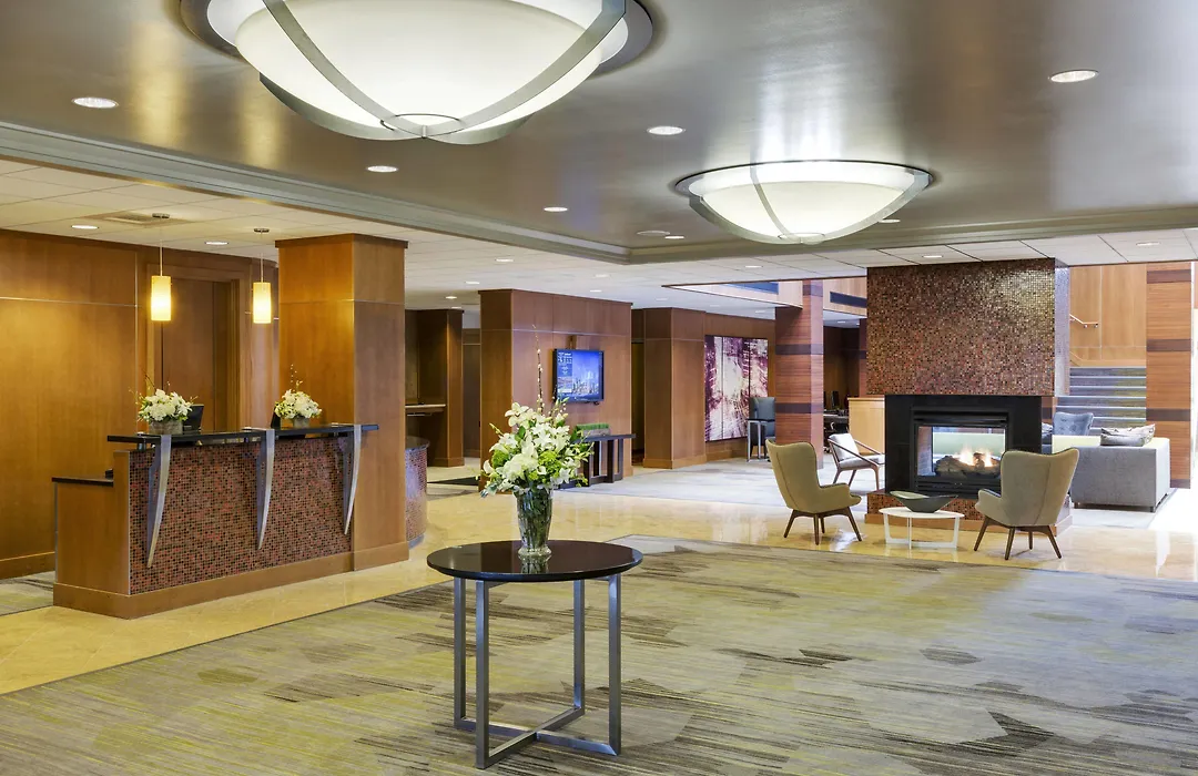 Courtyard By Marriott Boston Logan Airport-1