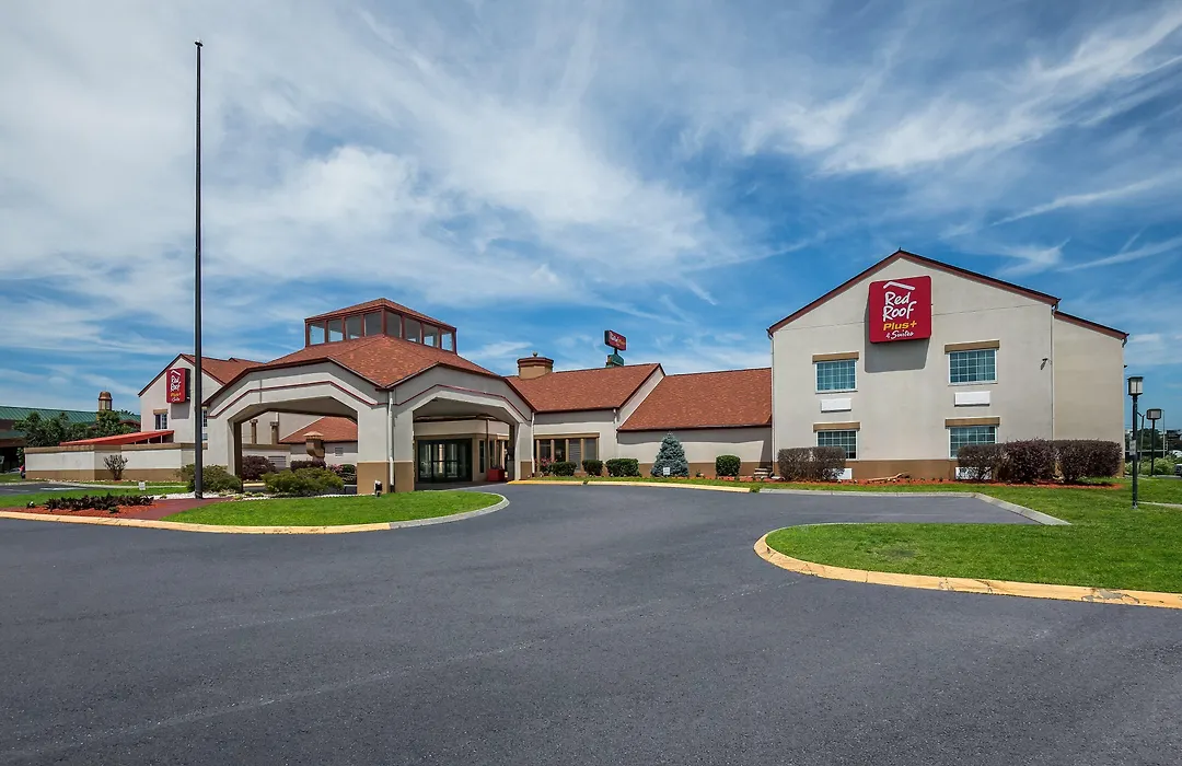 Red Roof Inn Plus+ & Suites Knoxville West - Cedar Bluff-1
