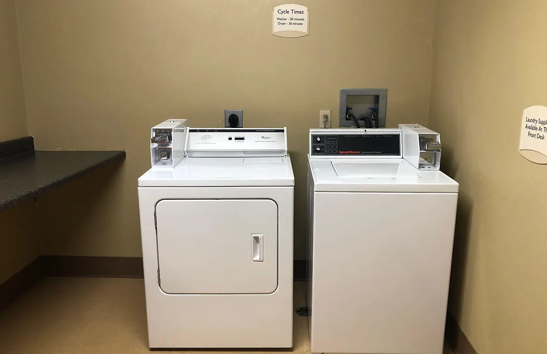 Country Inn & Suites By Radisson, Brookings-1