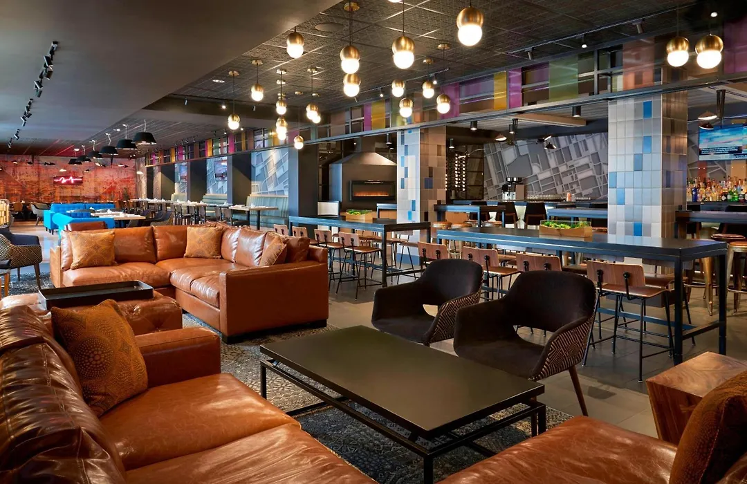 Delta Hotels By Marriott Toronto Airport & Conference Centre-1