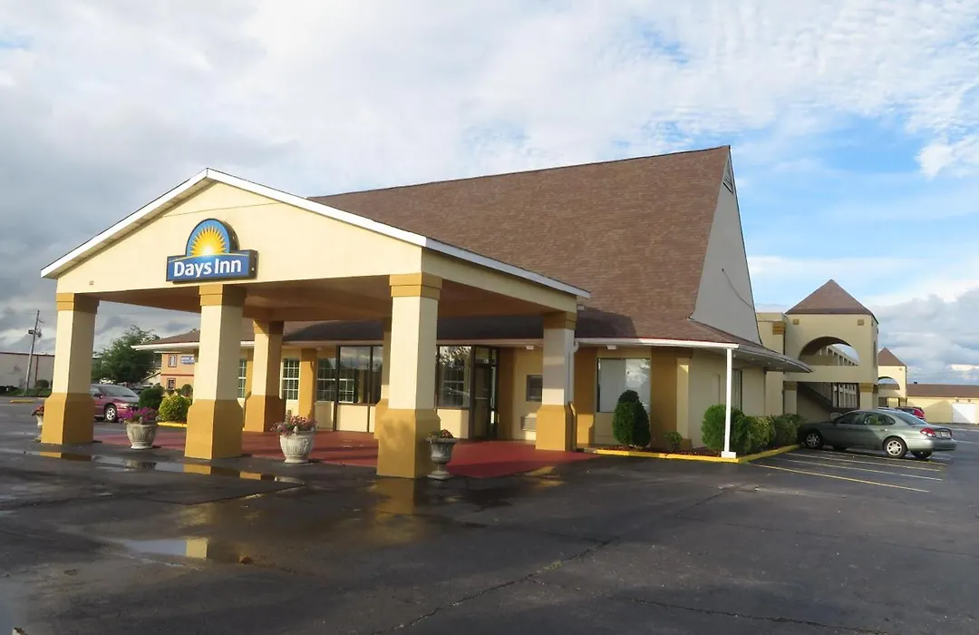 Days Inn By Wyndham Blytheville-1
