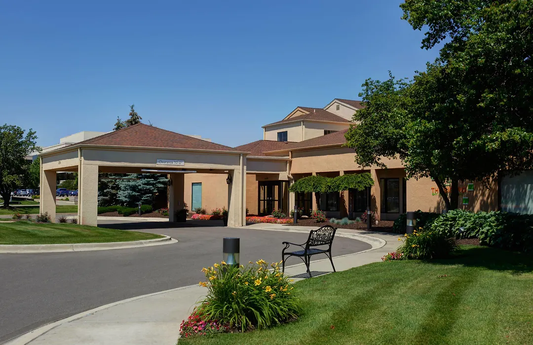 Courtyard By Marriott Detroit Livonia-1