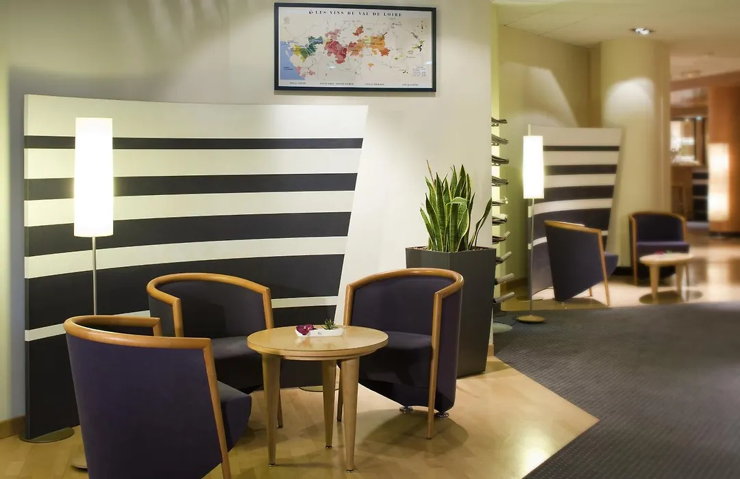Mercure Angers Centre De Congres-1