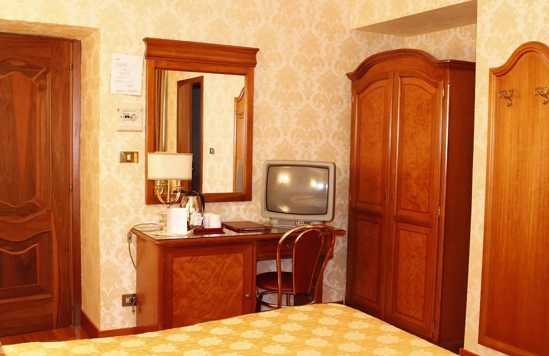 Hotel Pace Helvezia-1