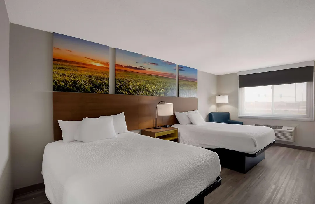 Days Inn By Wyndham Ankeny - Des Moines-1