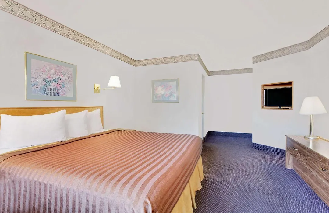 Travelodge By Wyndham Page, View Of Lake Powell-1