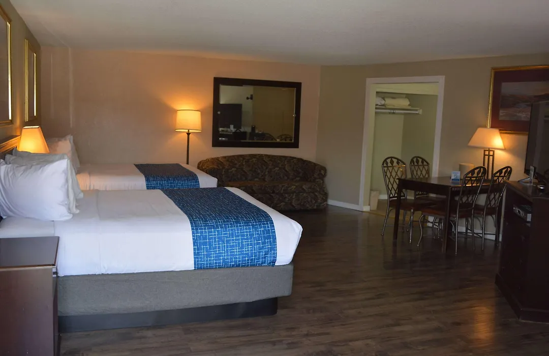 Travelodge By Wyndham Trinidad-1