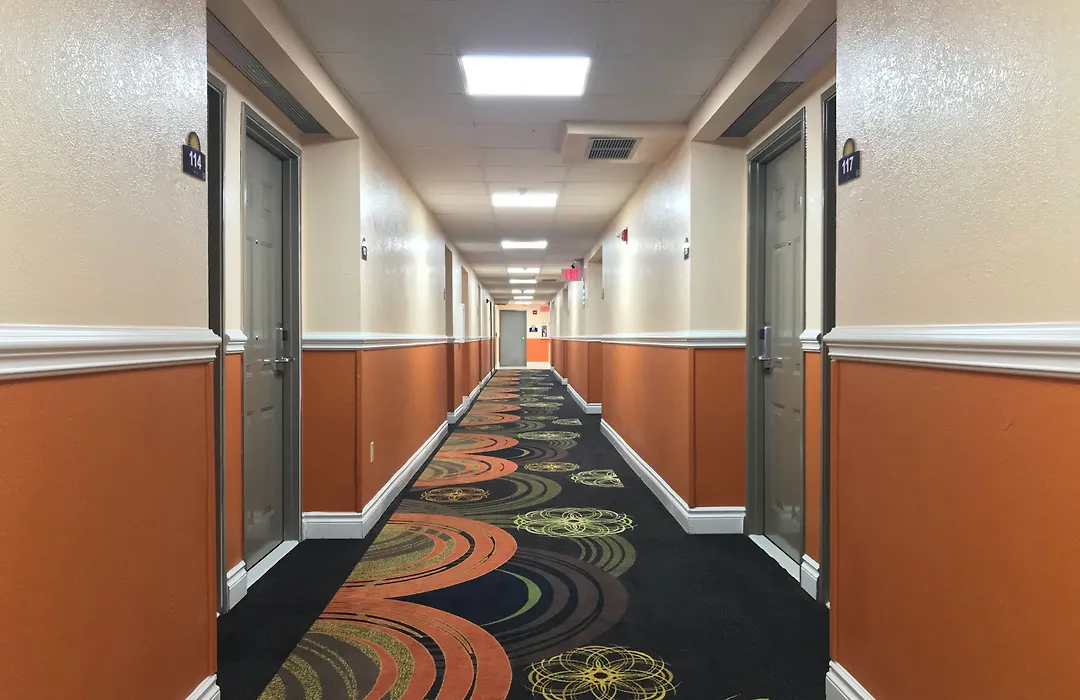 Days Inn By Wyndham San Antonio Airport-1