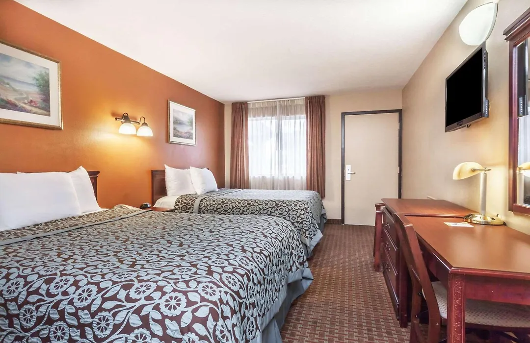 Red Carpet Inn Elkton-1