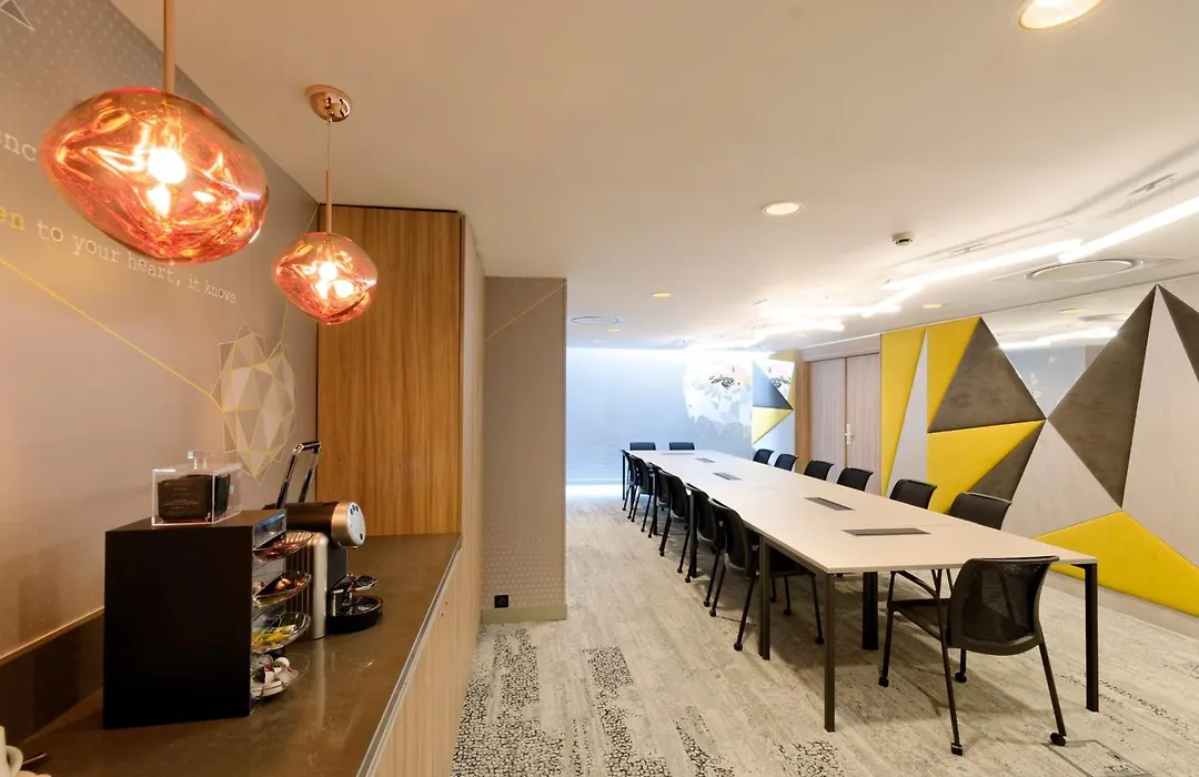 Holiday Inn Reims Centre By Ihg-1