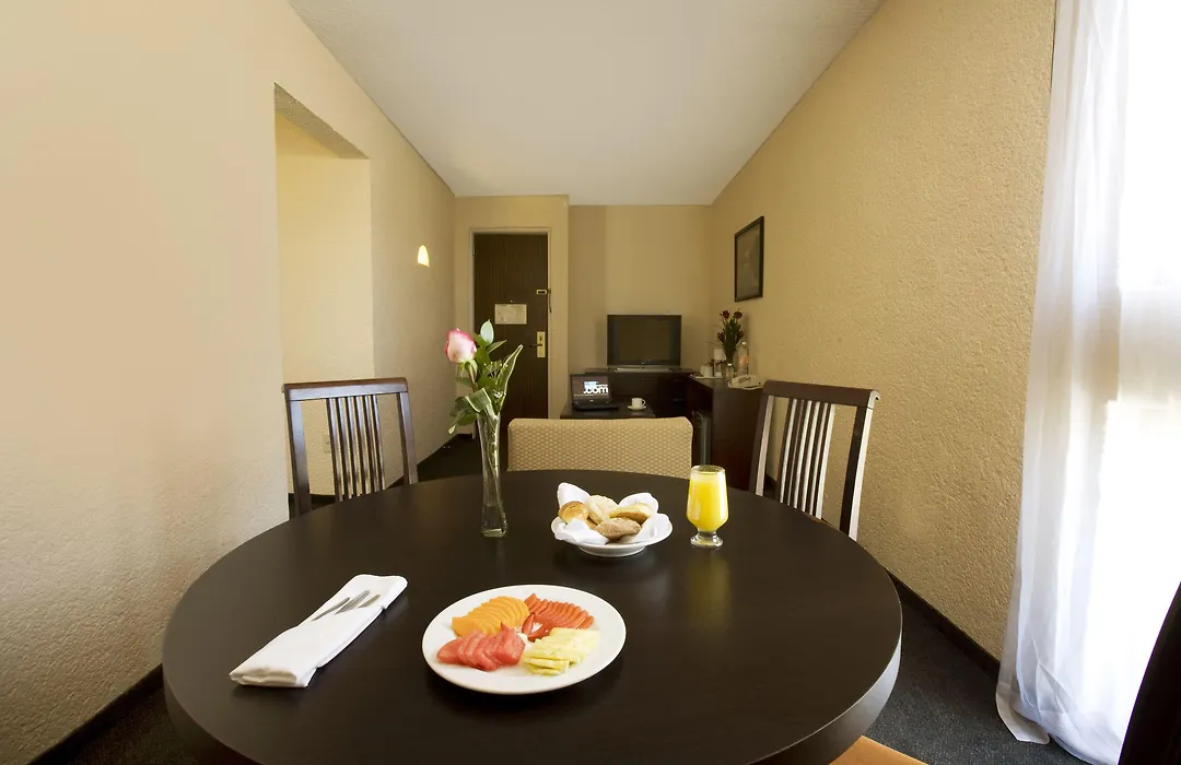 Fiesta Inn Express Aguascalientes-1