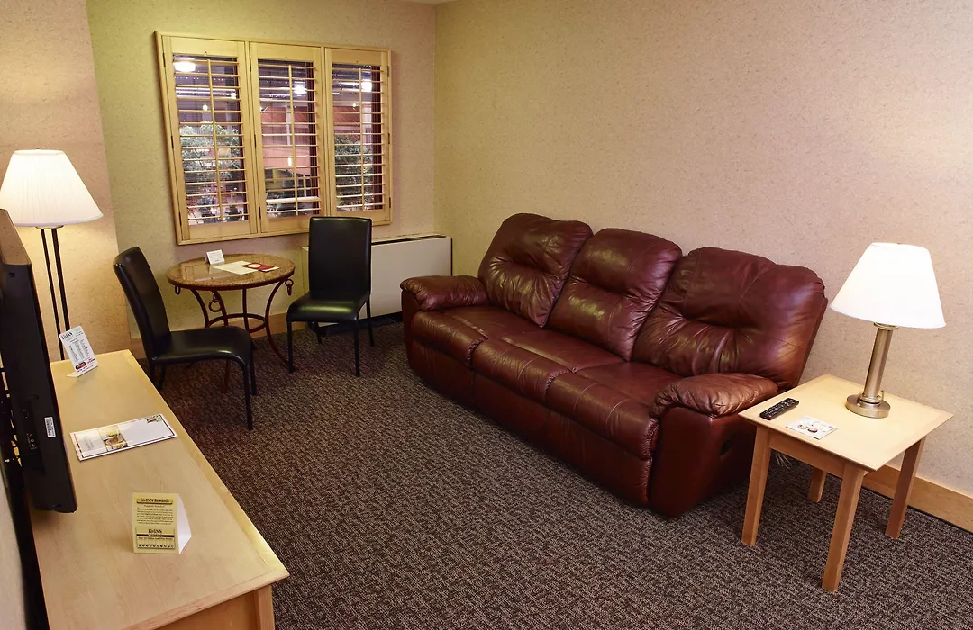 Livinn Hotel Minneapolis North / Fridley-1