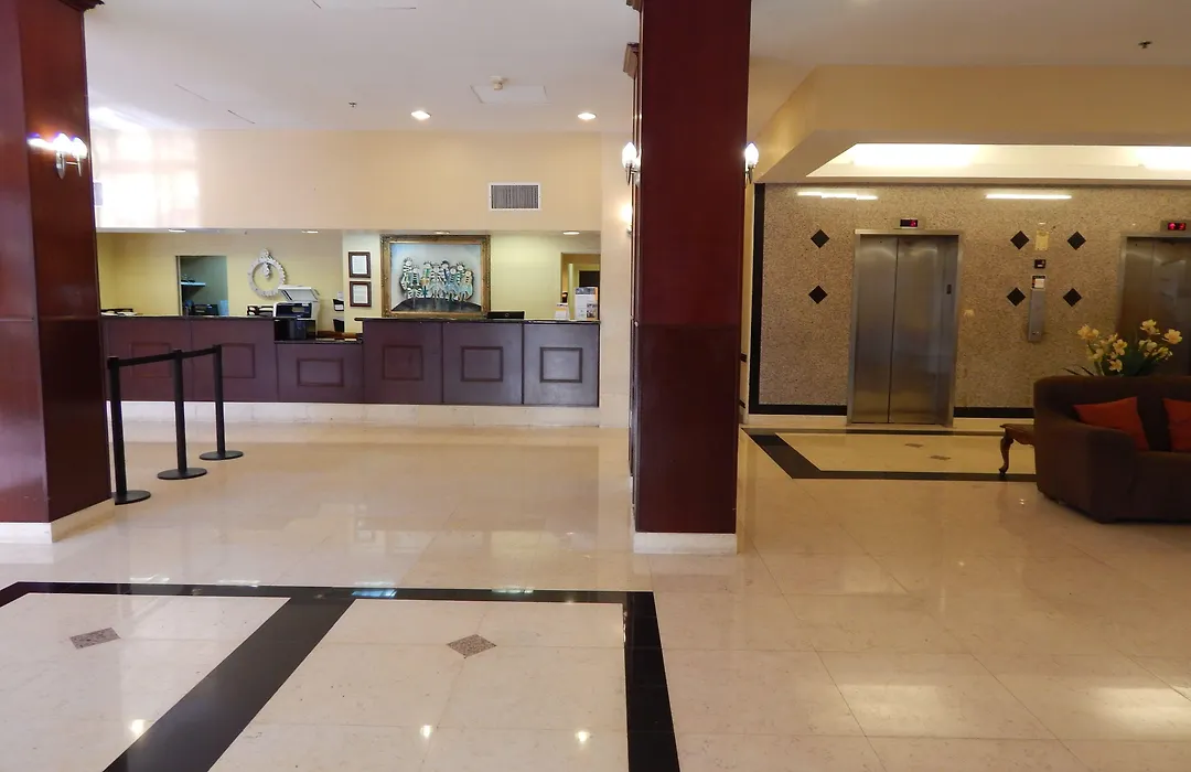 North Miami Beach Gardens Inn & Suites (Adults Only)-1