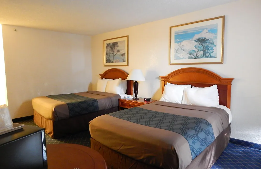 North Miami Beach Gardens Inn & Suites (Adults Only)-1