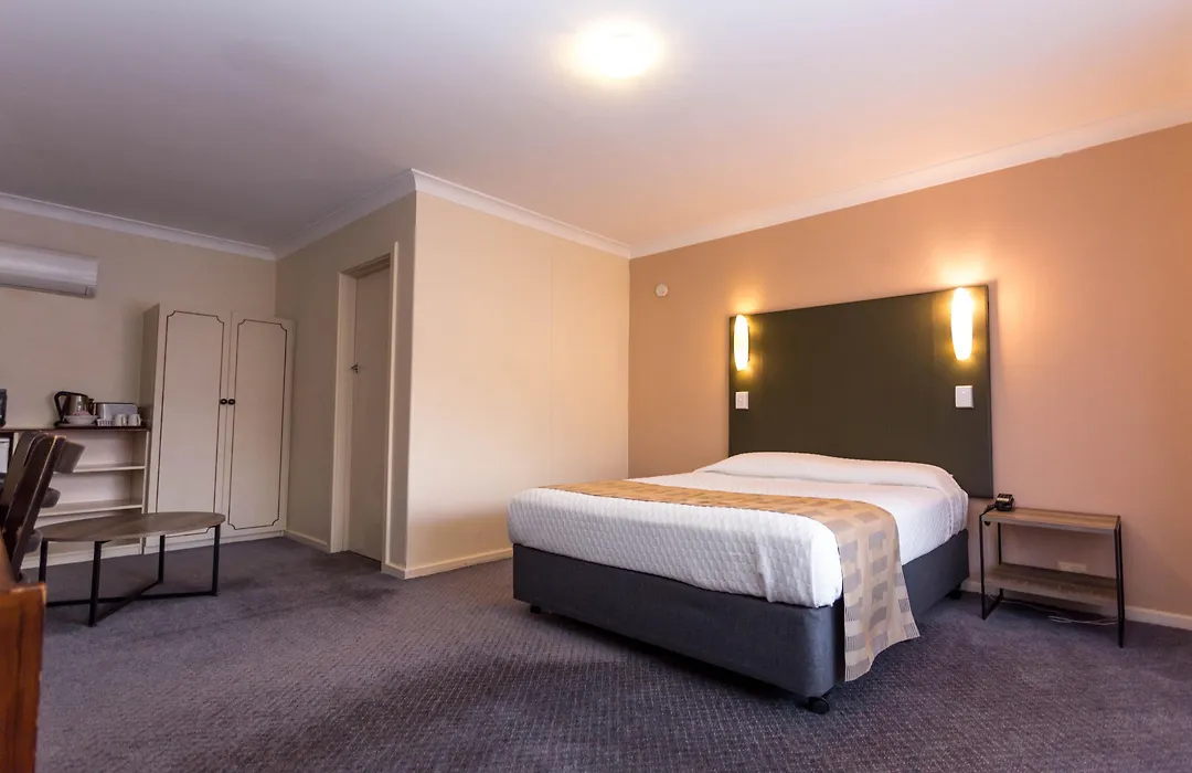 Sleepwell Motel-1