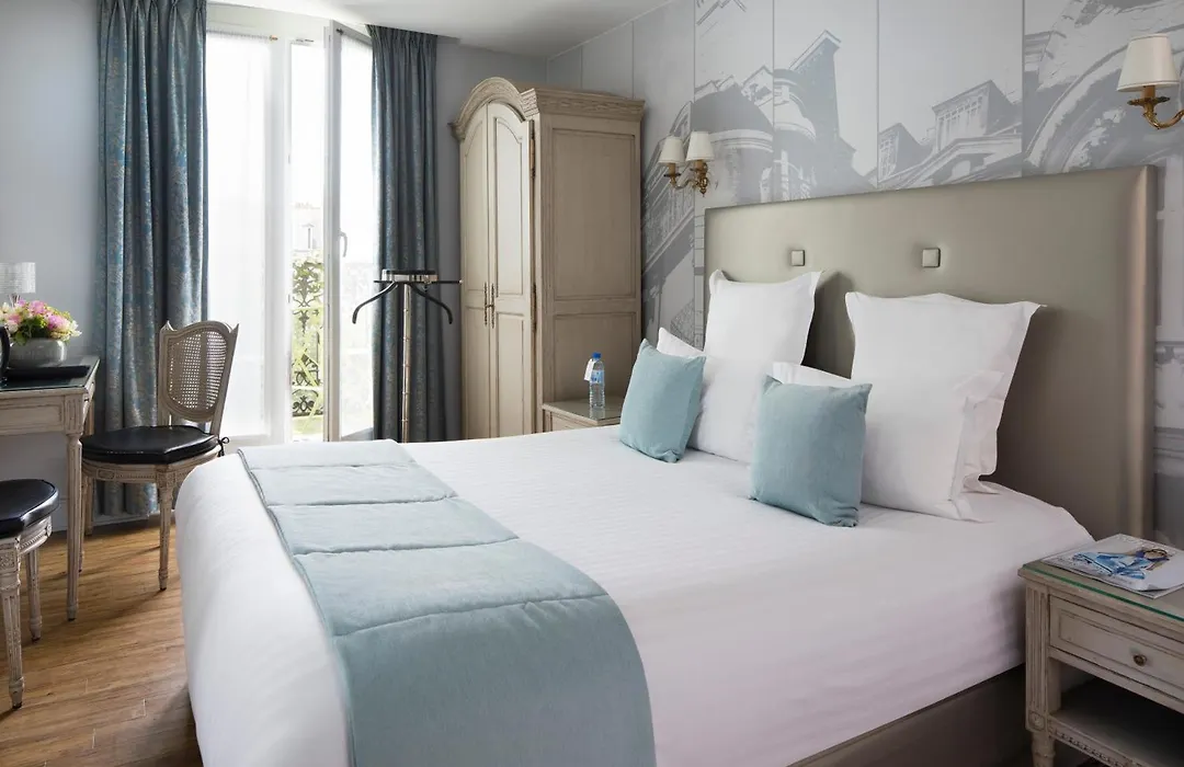 Hotel Plaza Elysees-1