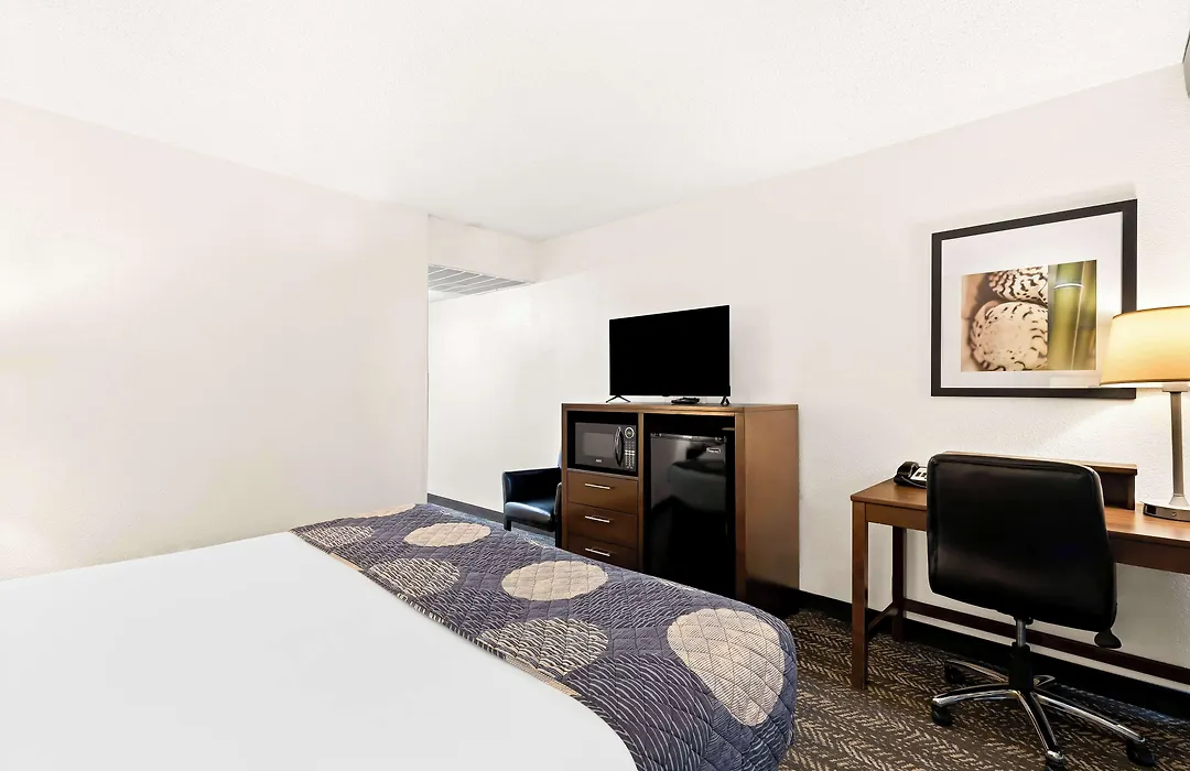 Best Western Yacht Harbor Hotel-1