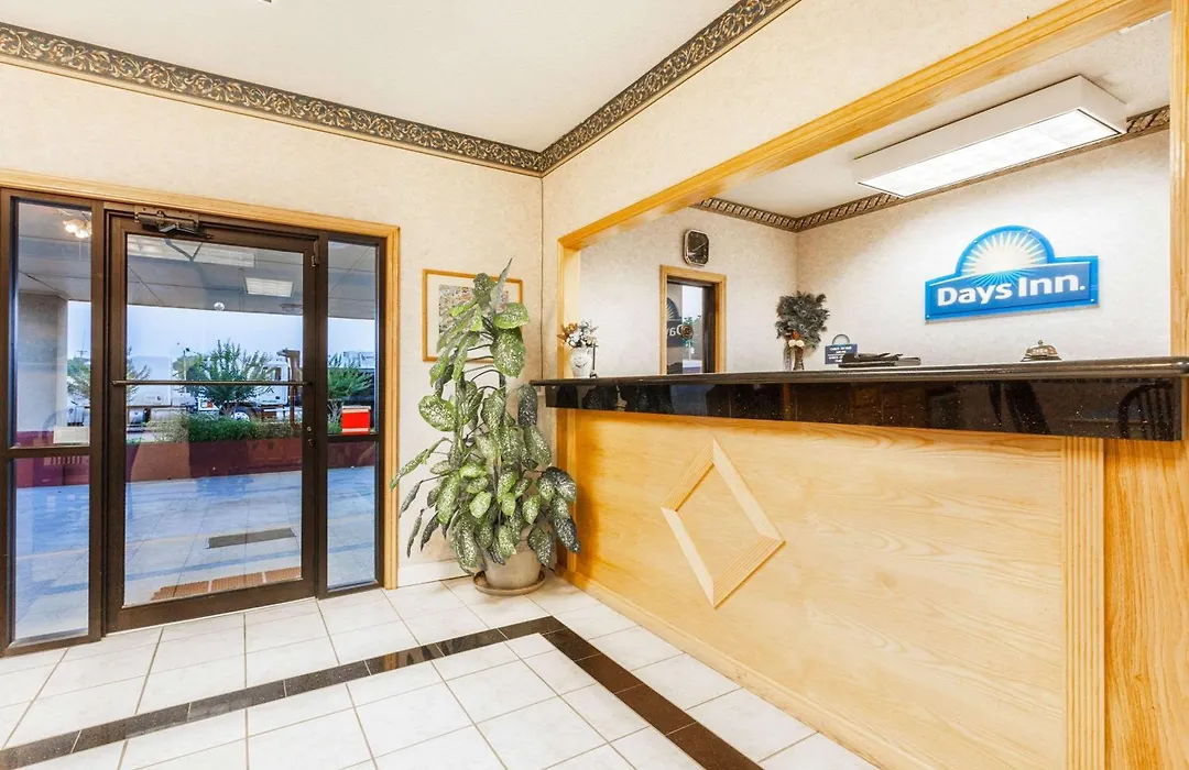 Days Inn By Wyndham Yazoo City-1
