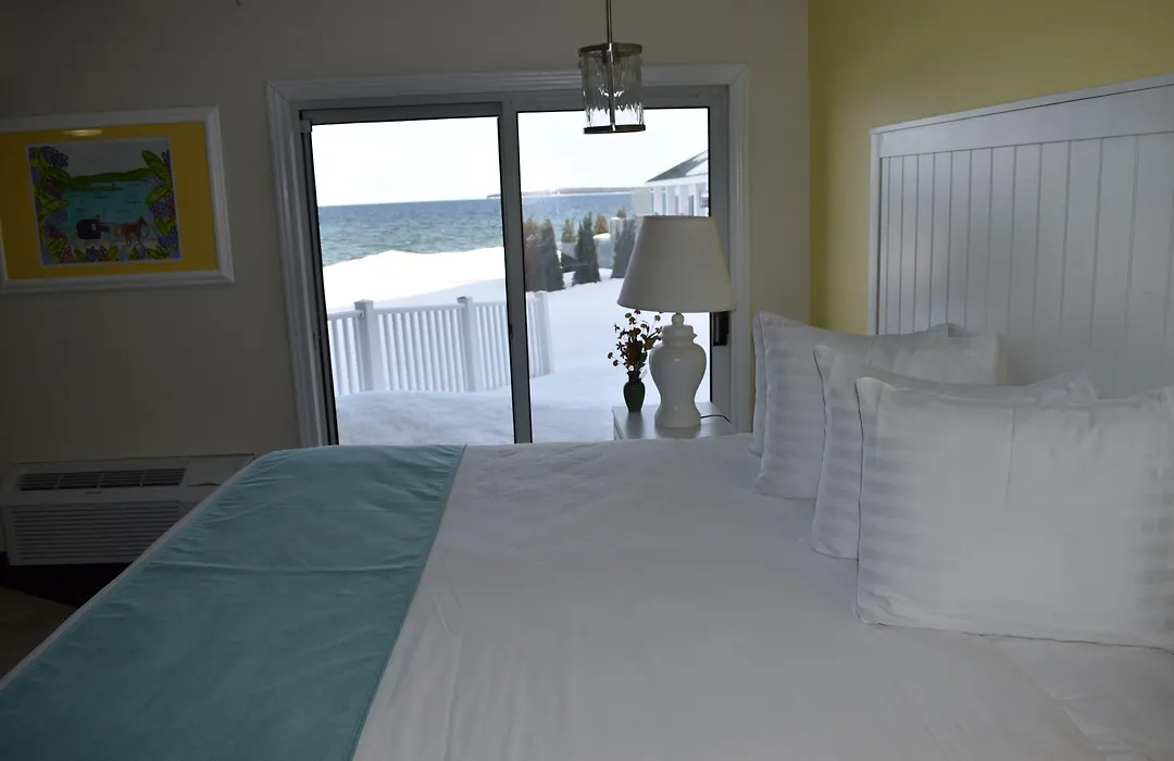 Breakers Resort - Lakeside-1