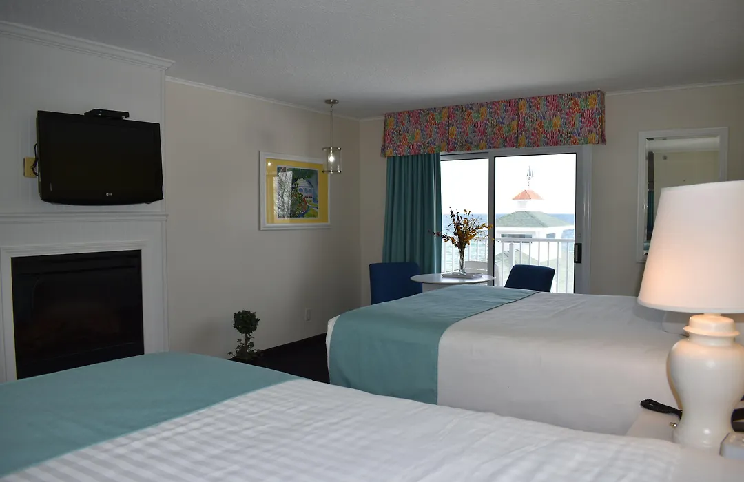 Breakers Resort - Lakeside-1