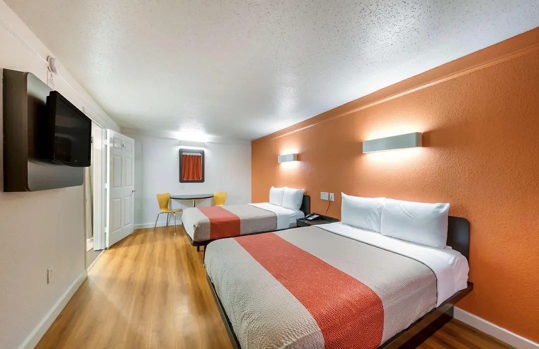 Motel 6-Dallas, Tx - Farmers Branch-1