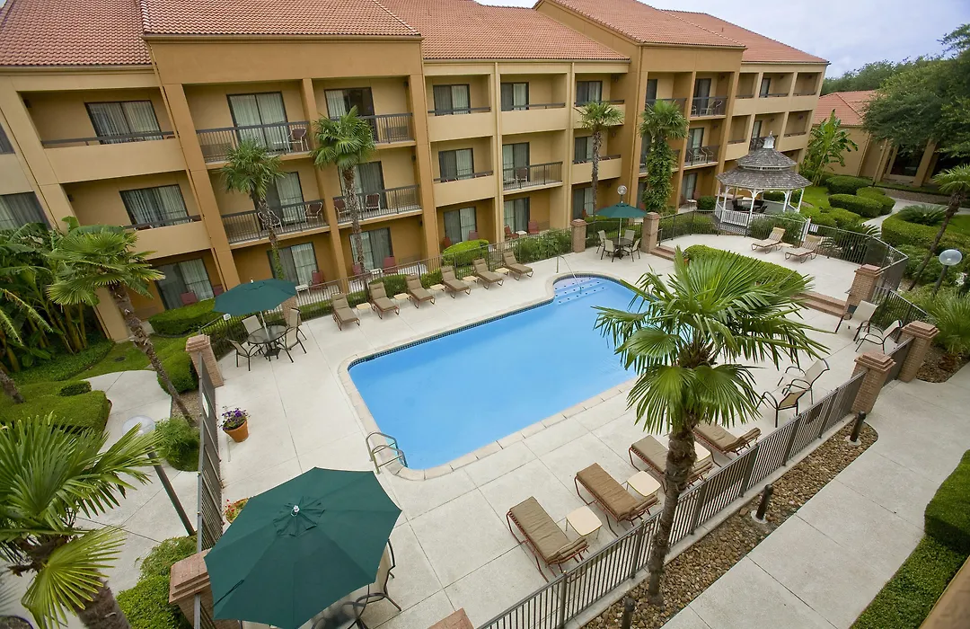Courtyard By Marriott San Antonio Downtown-1