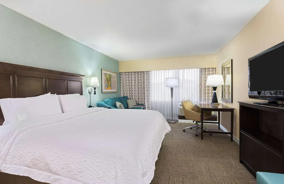 Hampton Inn White Plains/Tarrytown-1