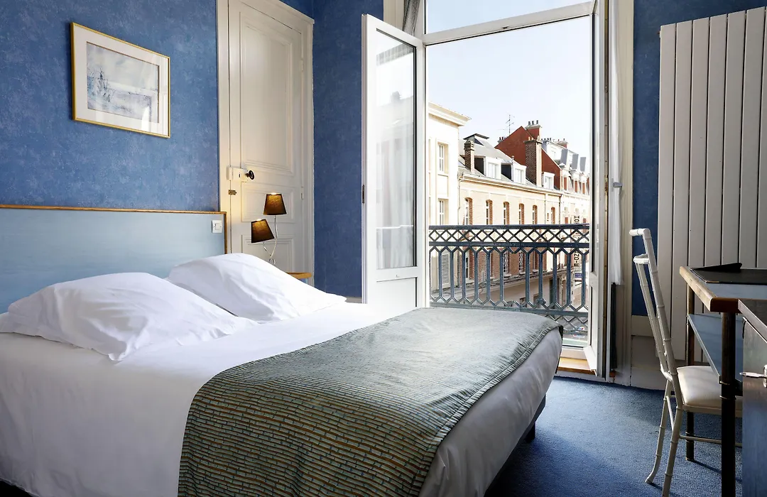 Grand Hotel De L'Univers-1