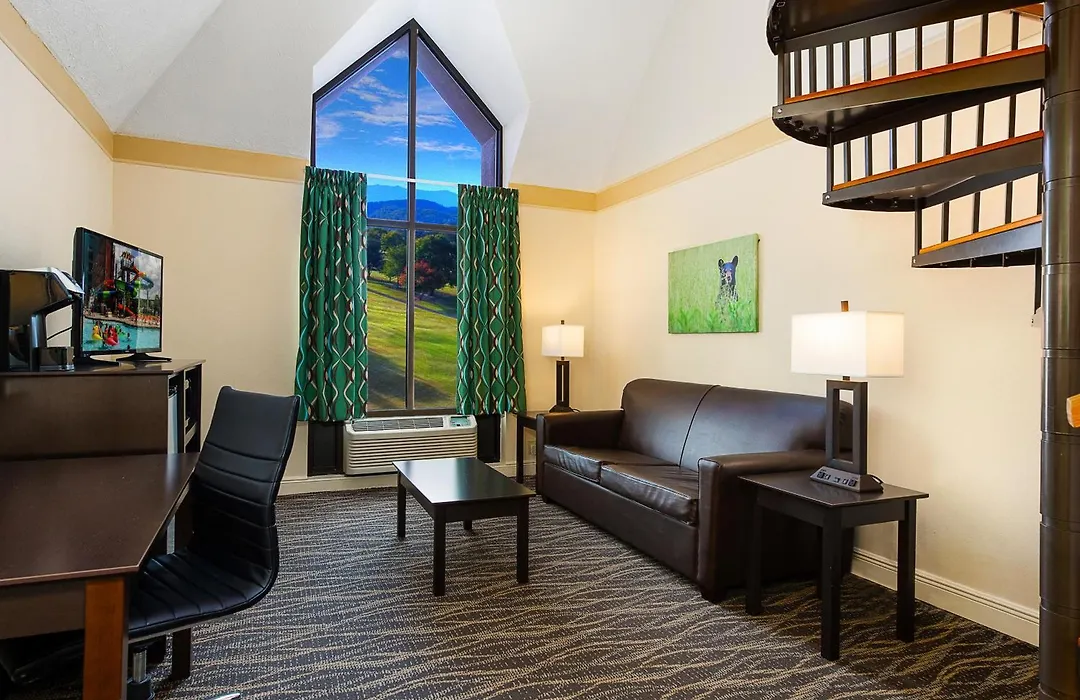 Country Cascades Waterpark Resort-1