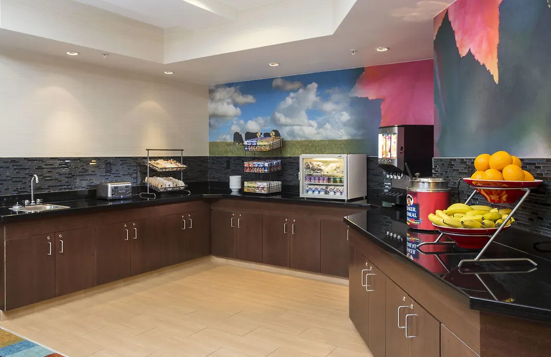 Fairfield Inn & Suites Greeley-1