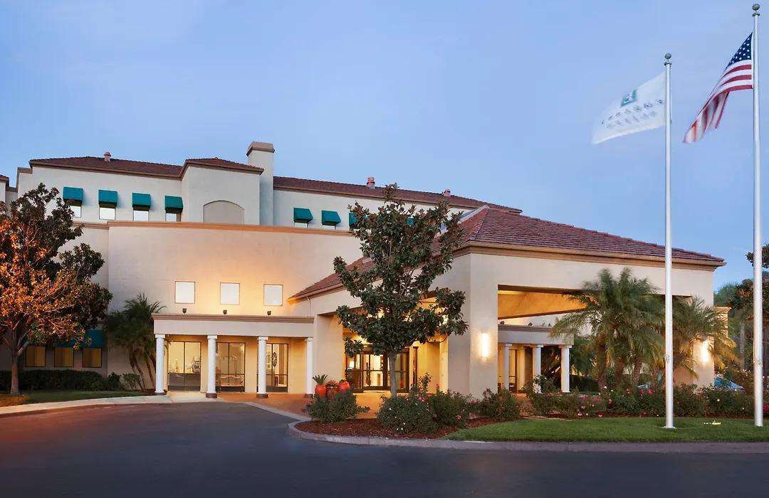 Embassy Suites By Hilton Temecula Valley Wine Country-1