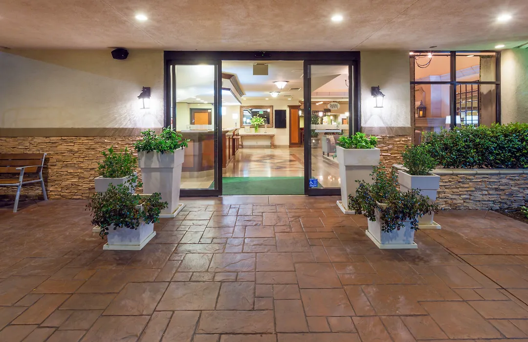 Holiday Inn Santa Ana-Orange Co Arpt By Ihg-1