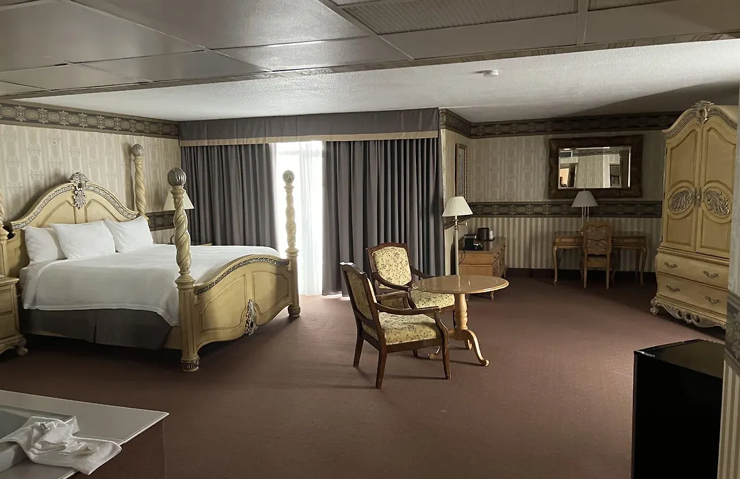 Travelodge By Wyndham Niagara Falls Fallsview-1