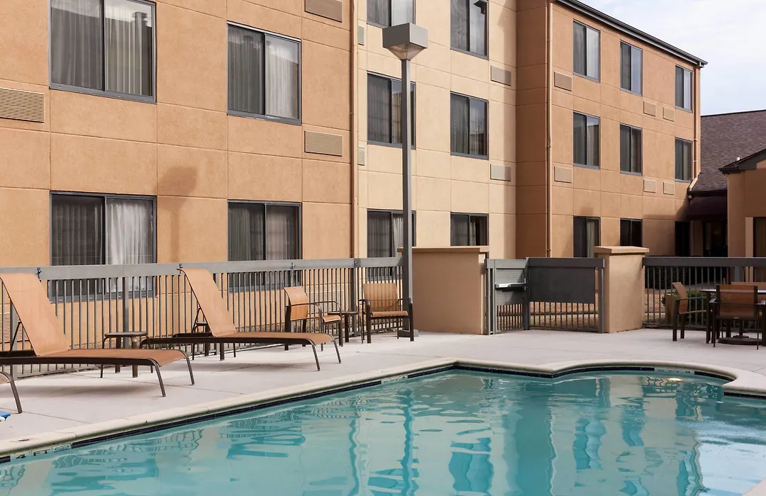 Courtyard By Marriott Jackson Ridgeland-1