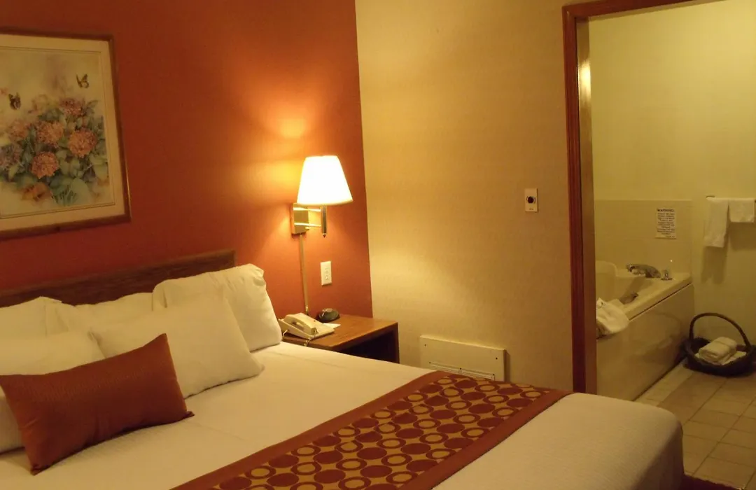 Americas Best Value Inn And Suites - Nevada-1