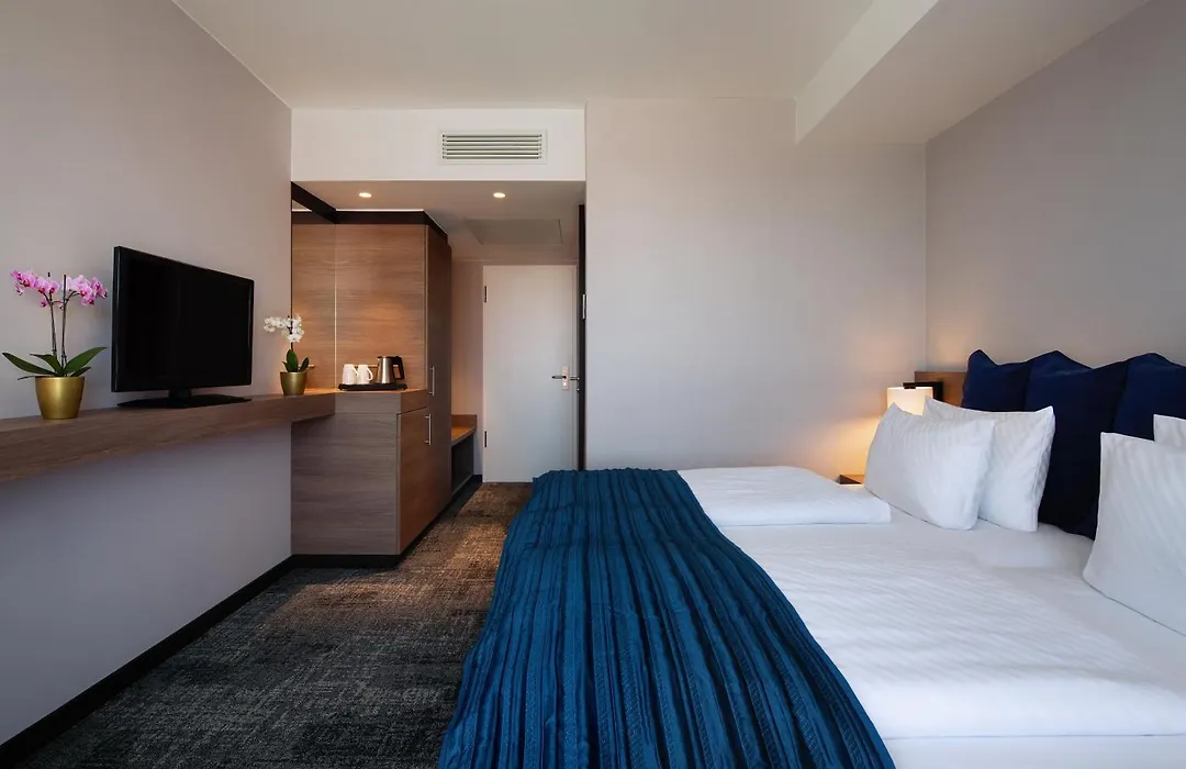 Holiday Inn Berlin City Center East Prenzlauer Berg By Ihg-1