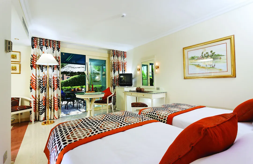 Cairo Pyramids Hotel-1