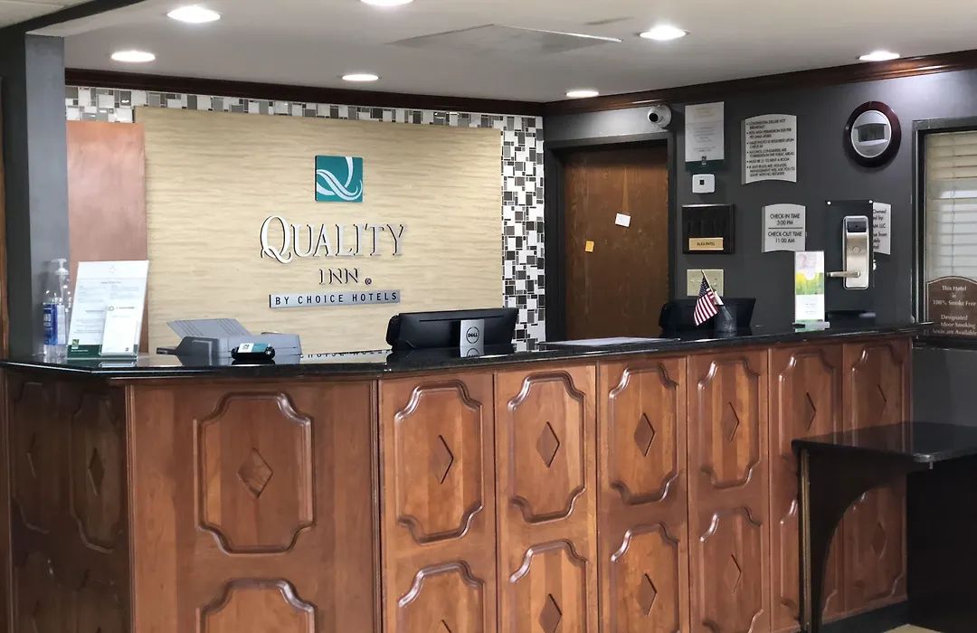 Quality Inn Merriam Kansas City-1