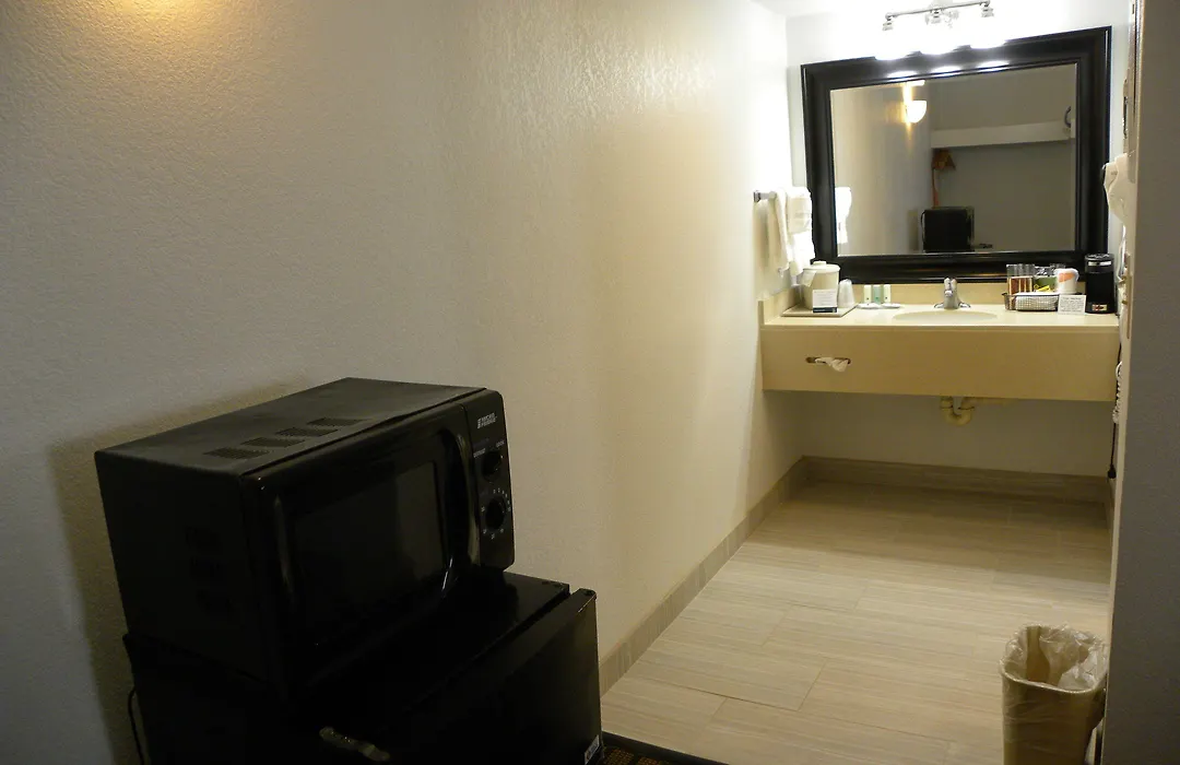 Quality Inn Mount Vernon-1