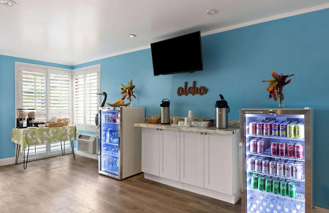 Days Inn By Wyndham Maui Oceanfront-1