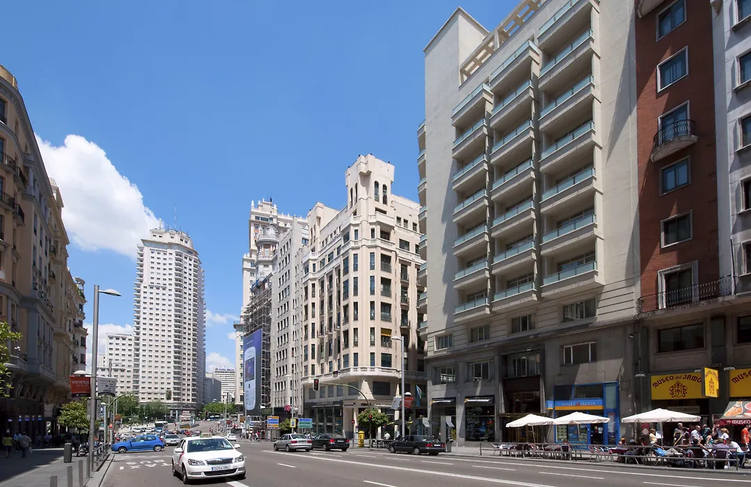 Hotel Madrid Plaza de España, Affiliated by Meliá-1