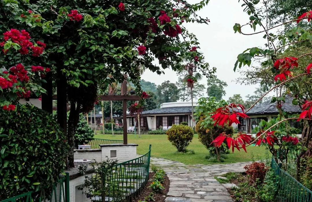 Fish Tail Lodge-1