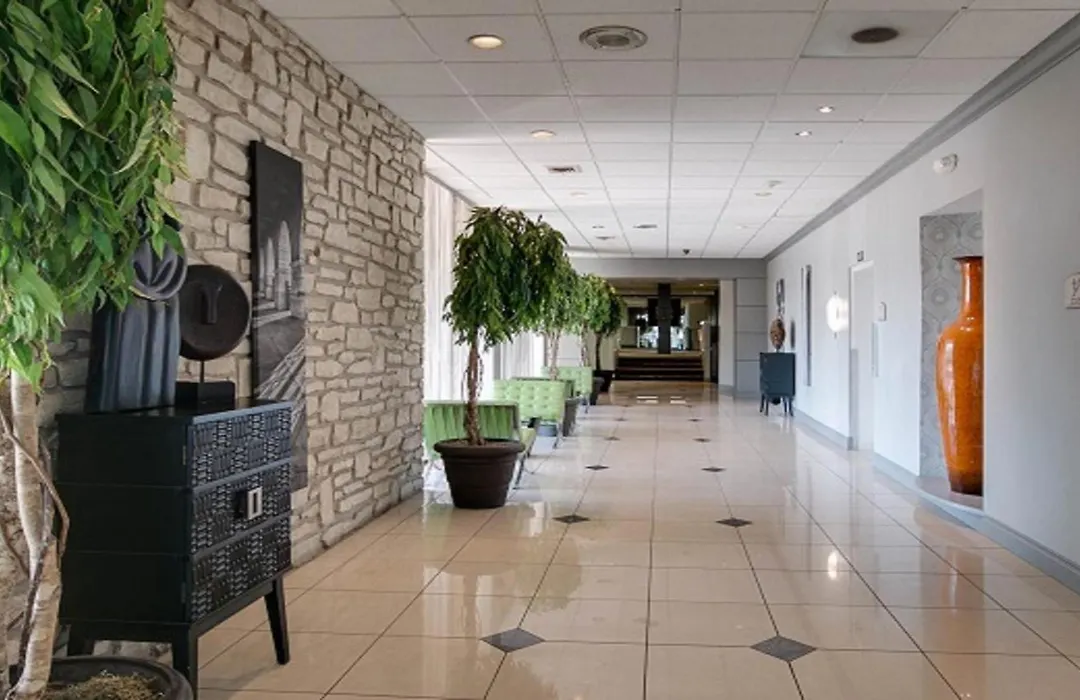 Holiday Inn At The Campus By Ihg-1