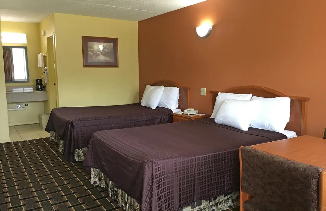 Americas Best Value Inn & Suites Greenville-1