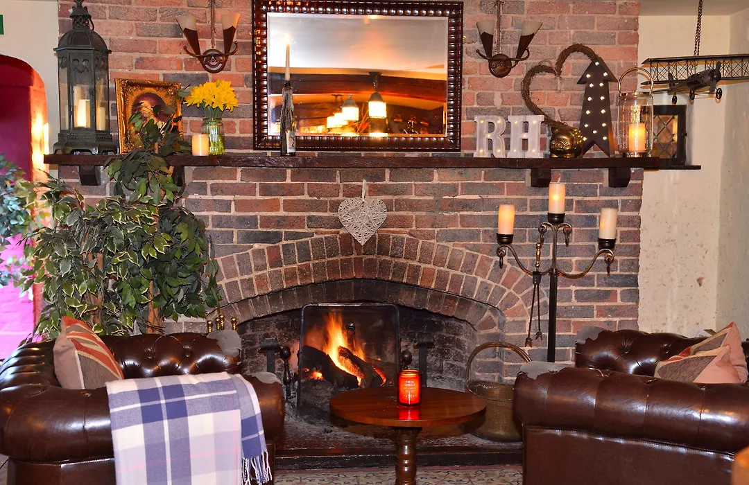 The Roundabout Hotel-1