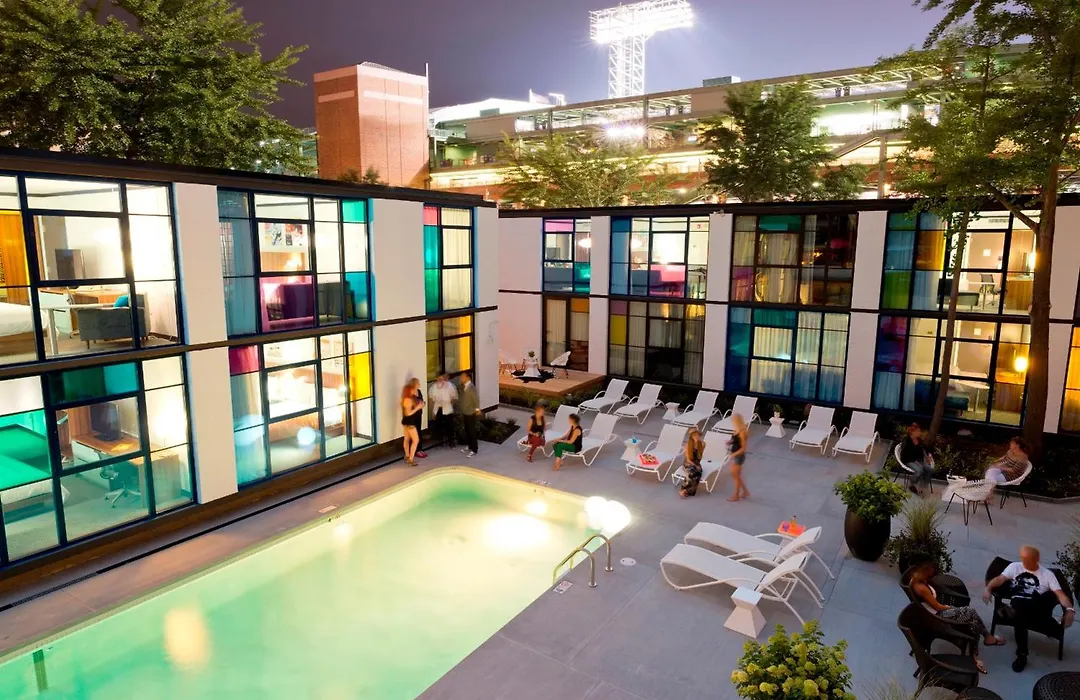 The Verb Hotel-1