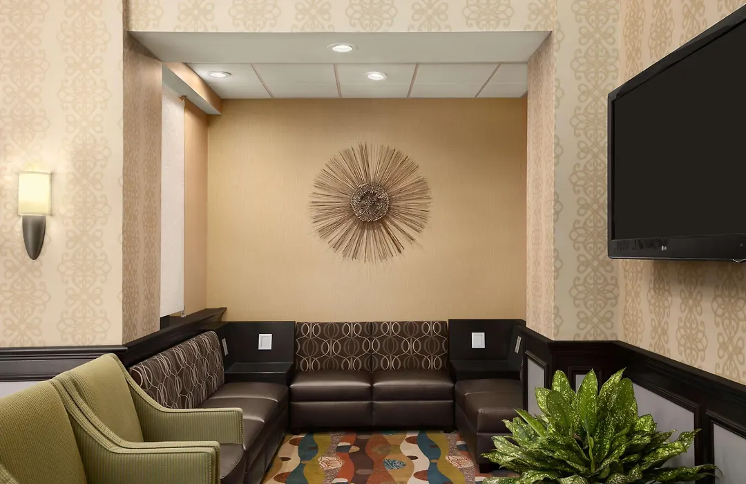Days Inn By Wyndham Baltimore Inner Harbor-1