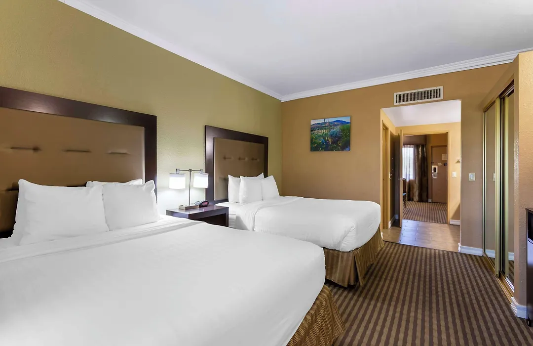 Royal Sun Hotel&Suites-1