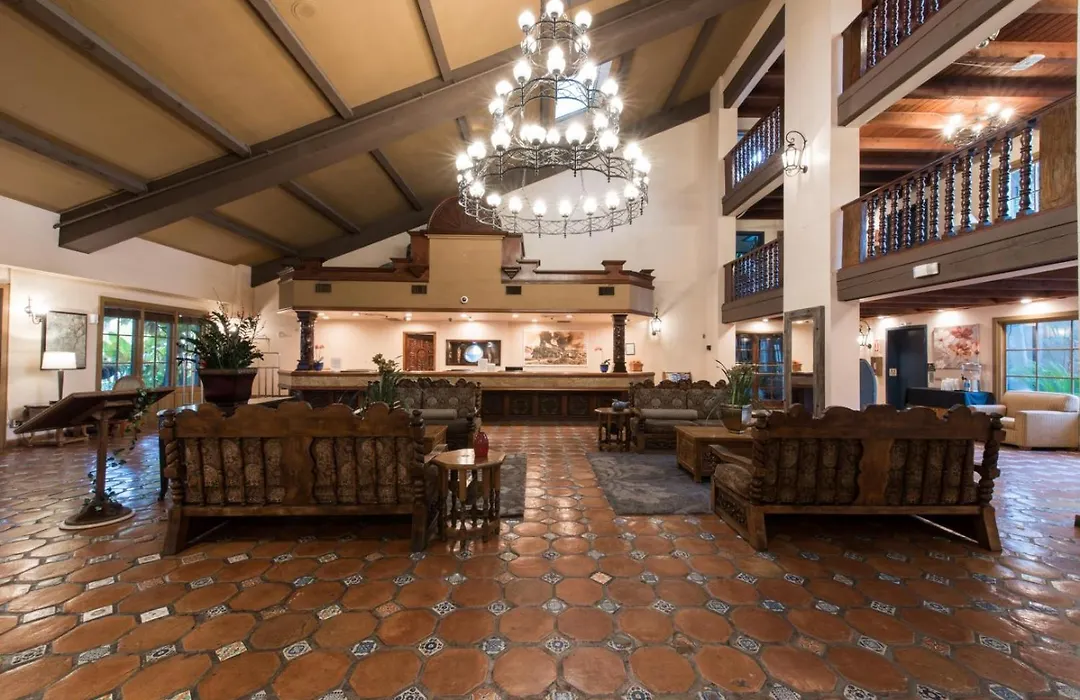Vanllee Hotel-1