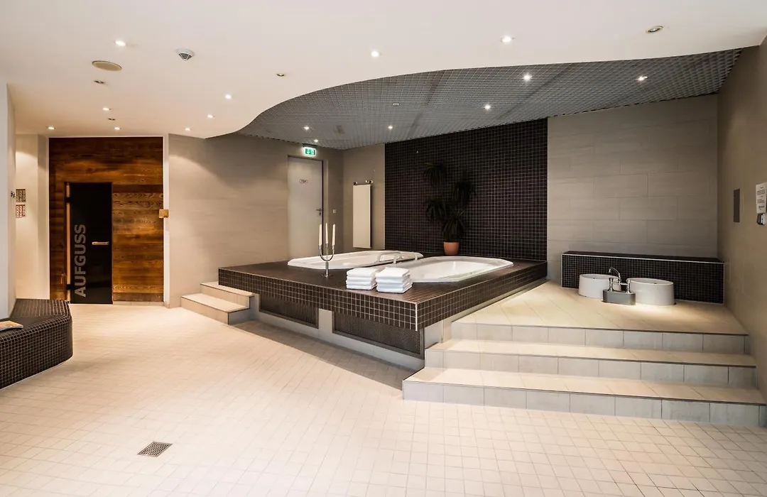 Ramada By Wyndham Dresden-1